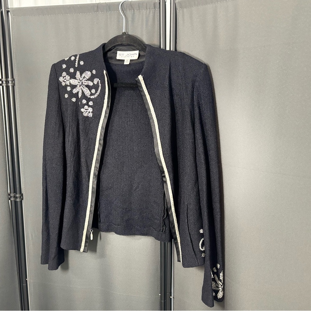 St. John Evening Jacket - Picture 3 of 10